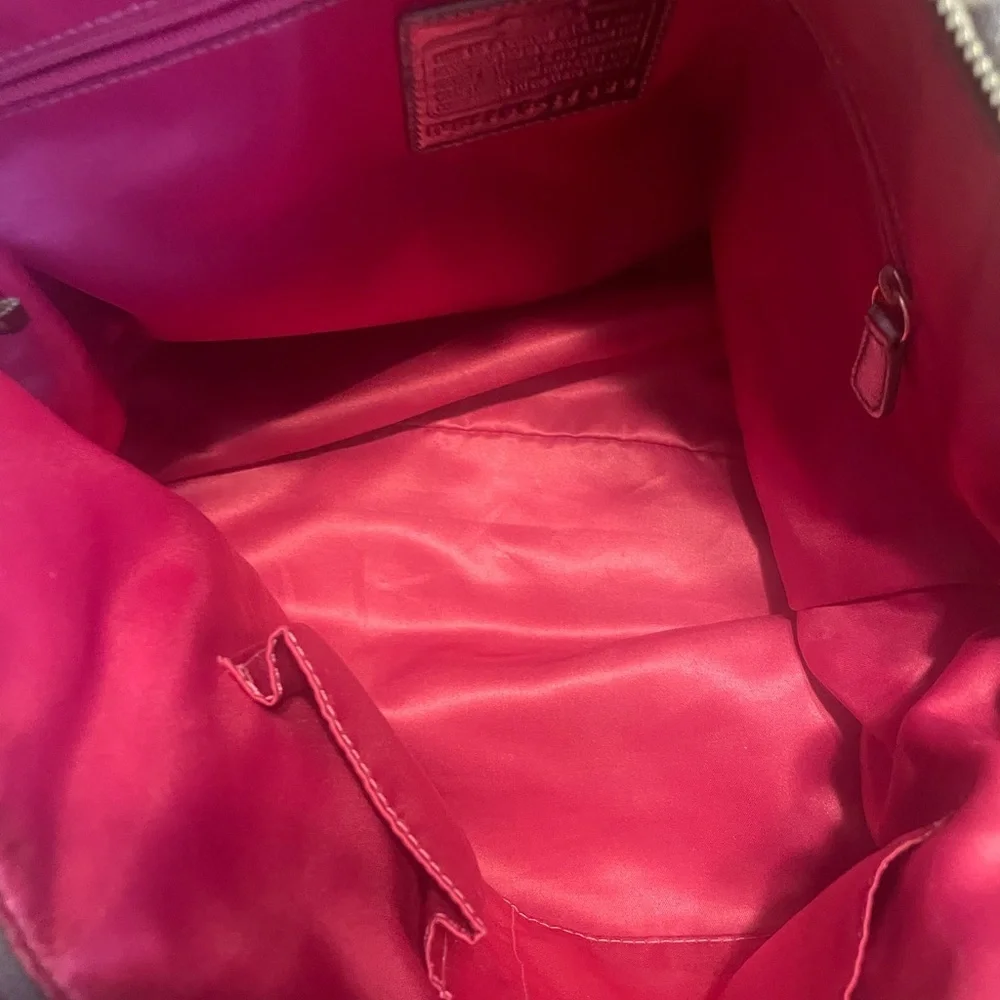 Coach Poppy Signature C Gray - GUC - Picture 11 of 11